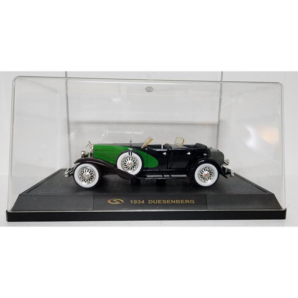 1934 Duesenberg 1:32 Diecast Car w/ Plexiglass Display Case – Very Good
